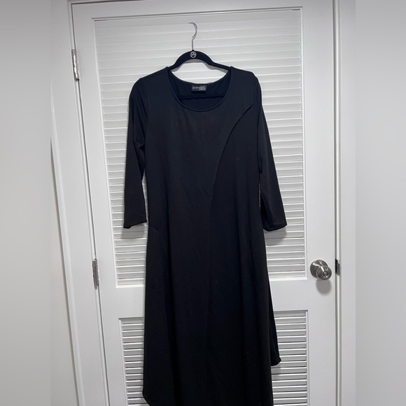 Attitudes by Renee Regular Split Front Tunic BLACK MT - Picture 5 of 9